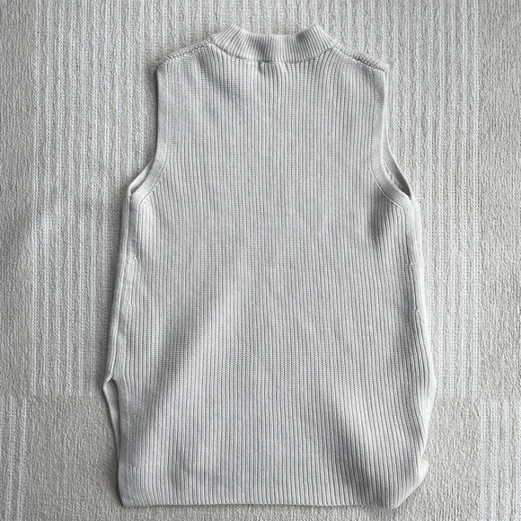 NWT H&M Loose Fit Light Taupe Knit Sweater Vest in Size M CLASSIC NEUTRAL - Picture 6 of 6